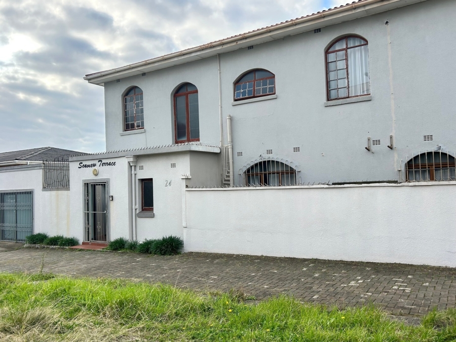 25 Bedroom Property for Sale in Quigney Eastern Cape